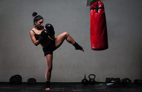 Build muscles, endurance and killer confidence with kickboxing!