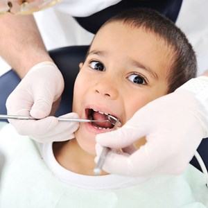 Avoiding the dentist early on can lead to major health problems down the line. Tame your child's fears of the dentist with these 5 tips.