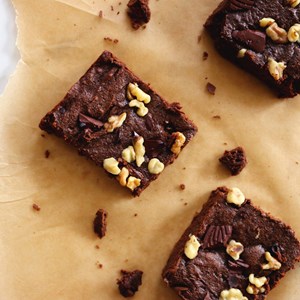 Brownies often are thought to be off limits when it comes to following a healthy lifestyle. Not so, as proven by these Fudgy Keto Brownies!