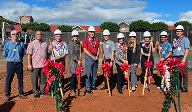 group of medical leaders at groundbreaking for new Straub Mililani clinic location