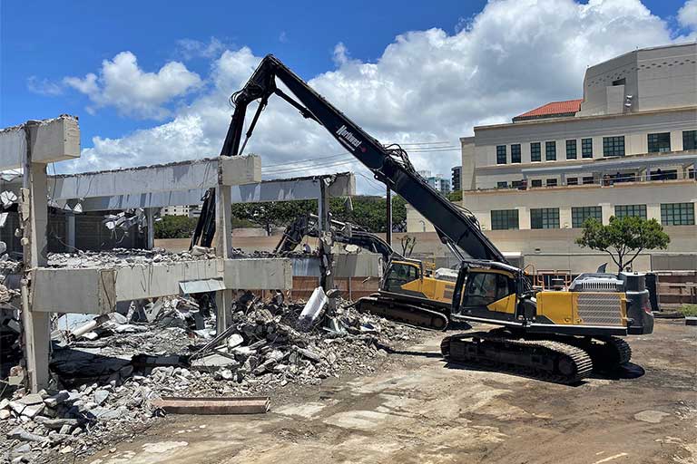 Building demolition on the site of the new Straub Medical Center campus