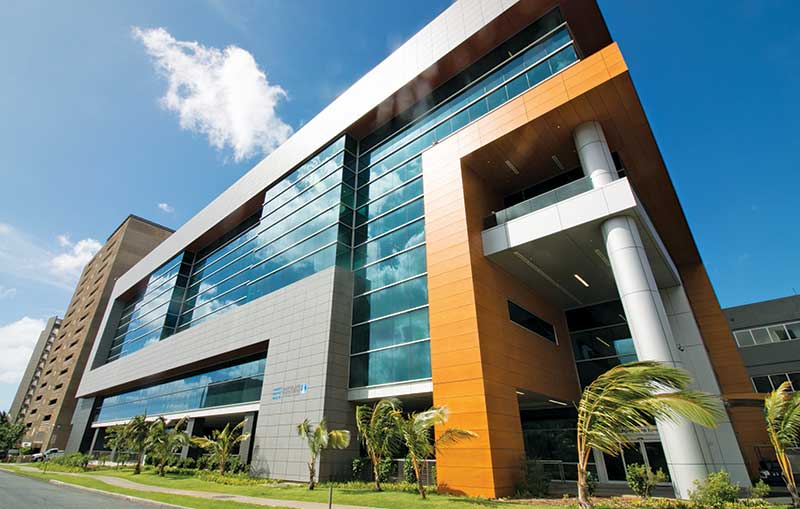 Exterior of Kapiolani Medical Center for Women and Children.