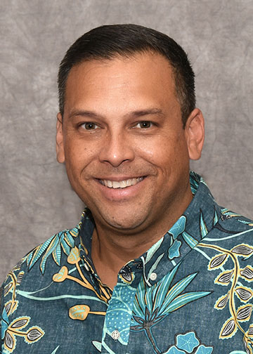 Mathew Laughlin headshot.