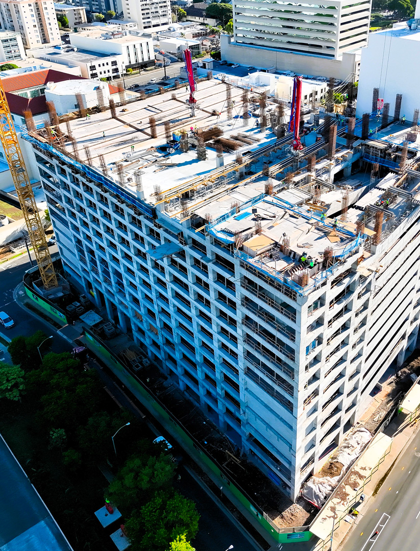 3/4 aerial view of the  under construction HPH Straub Benioff parking structure, shot from the corner of Kealamakai and King streets.
