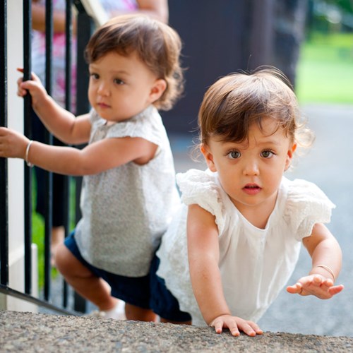 Ella & Kenzie Kamakani