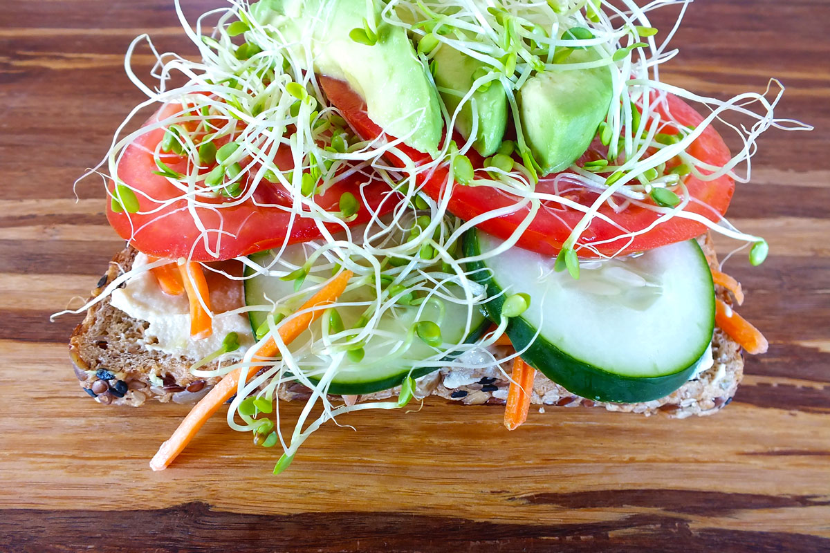 Hummus & Veggie Toast