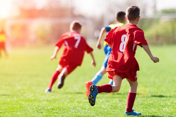 Contrary to popular belief, you don't have to be 'knocked out' to have a concussion. In fact, many young athletes feel fine and get right back into the game following an injury.