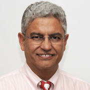 Photo of physician Carlos Moreno-Cabral