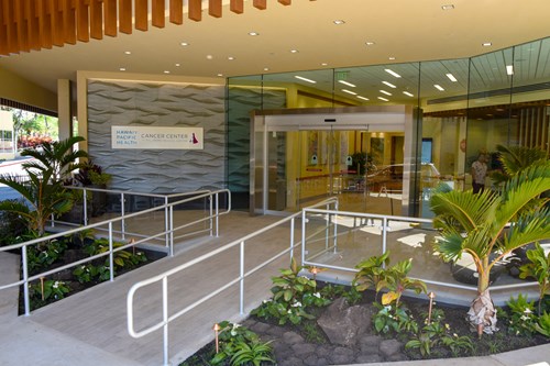 pali-momi-opens-doors-to-first-comprehensive-cancer-center-in-central-west-oahu-web.jpg